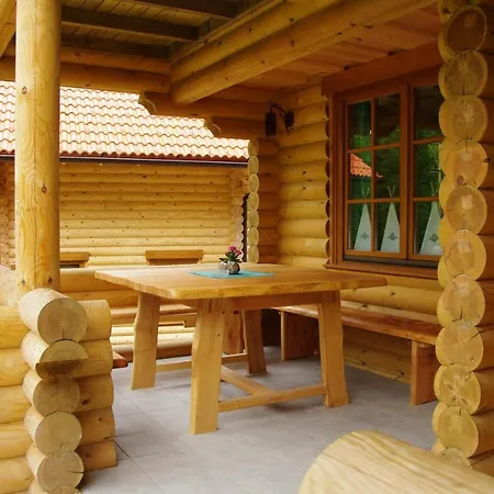 Kamp Koren Apartment