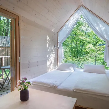 Kamp Koren Apartment