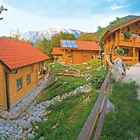 Kamp Koren Apartment *